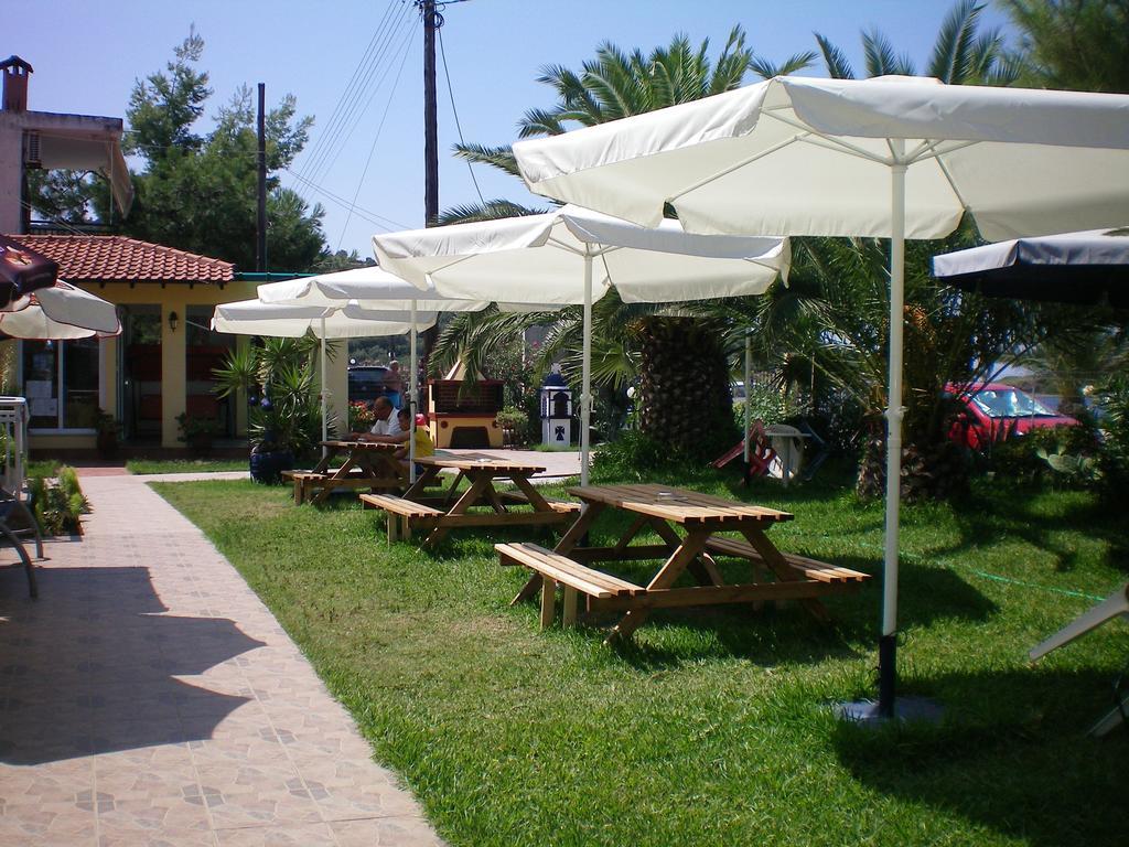 Studios Castro Toroni Esterno foto