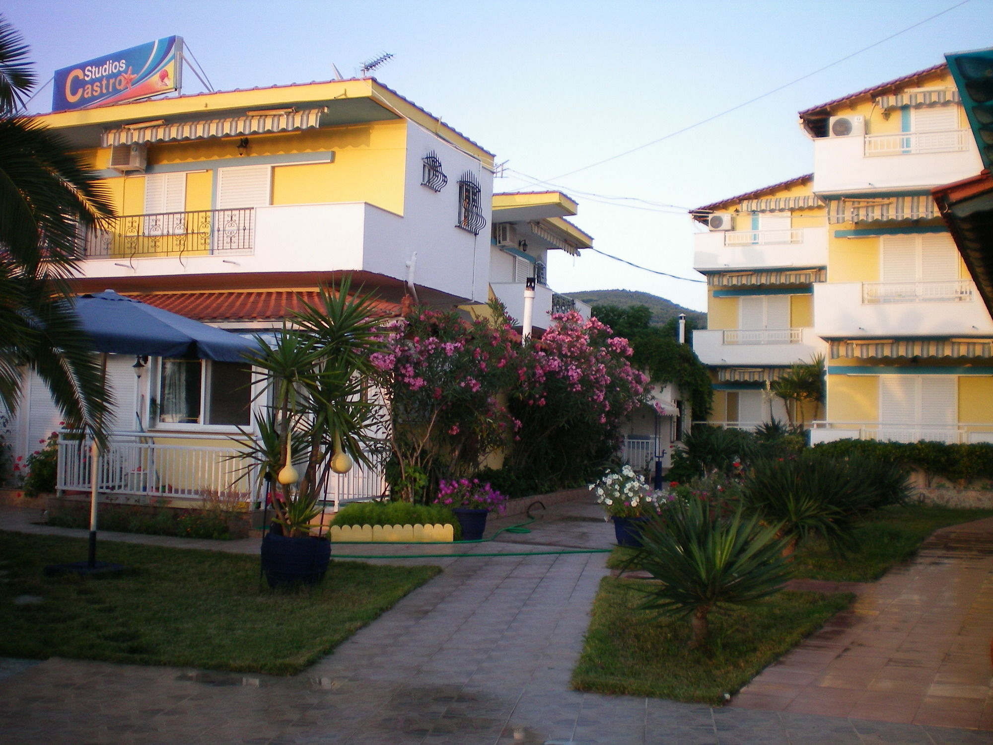 Studios Castro Toroni Esterno foto